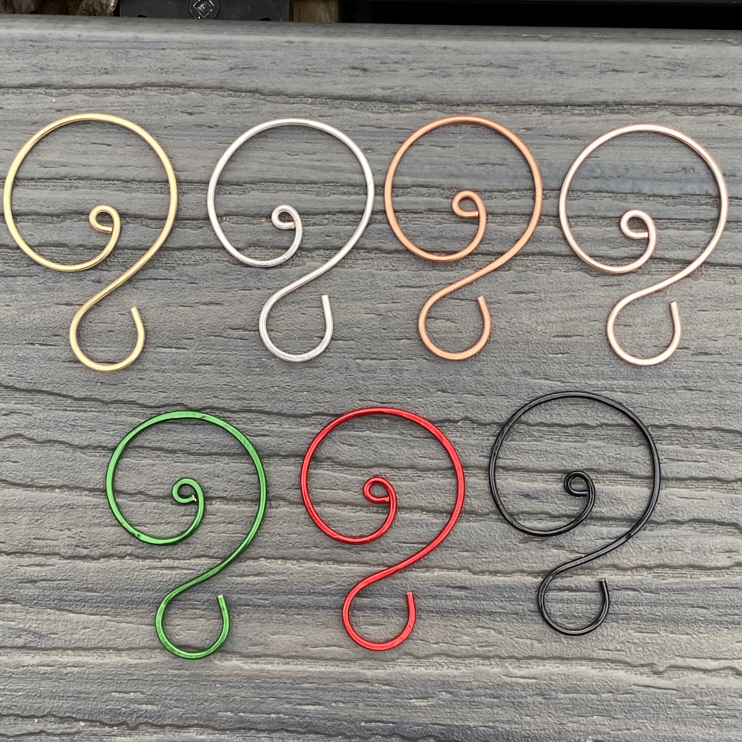 40pcs Christmas Ball Ornament Hooks Gold Silver Metal Wire Swirl S