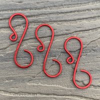 Mid-size simple ornament hook, red.
