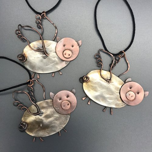 when pigs fly spoon pig ornament, variations