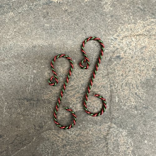 Twisted red & green ornament hooks
