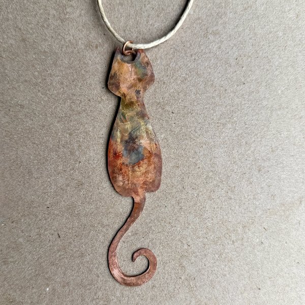Copper skinny cat with curled tail ornament